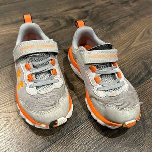 Under Armour Boys Sneakers